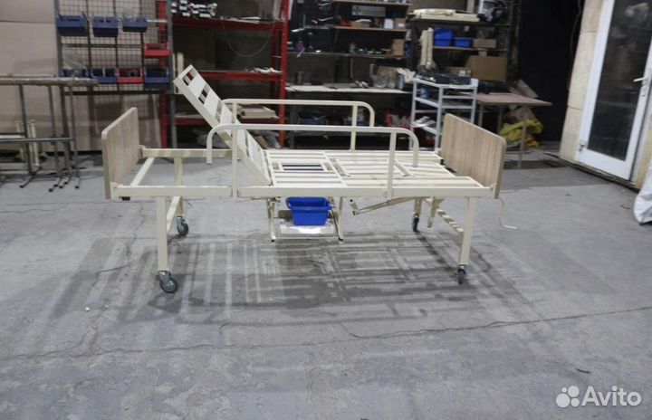 Кровать механическая дс-40 с туалетным устройством