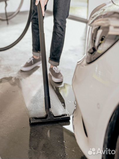 Хозяйственный пылесос Karcher WD 4 V-20/5/22