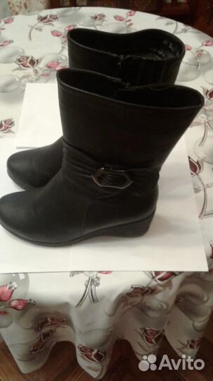 Женские туфли размер 37- 38 и сапоги 39