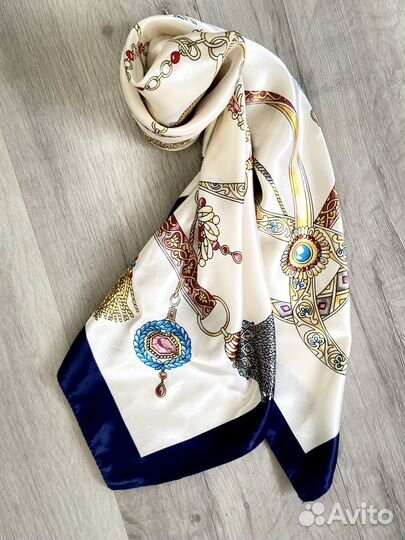 Шелковый платок