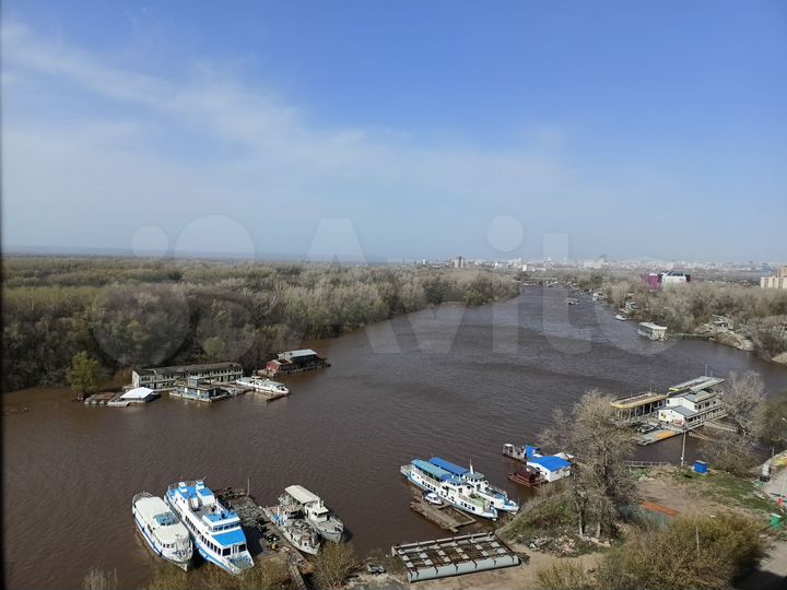 3-к. квартира, 96 м², 15/25 эт.