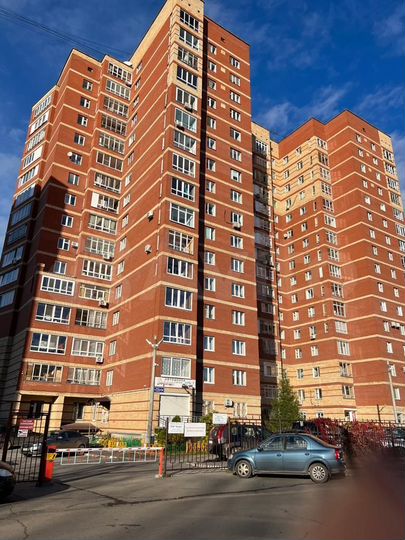 3-к. квартира, 81,5 м², 13/16 эт.