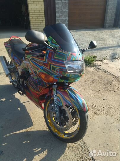 Продам Кавасаки ззр400-2