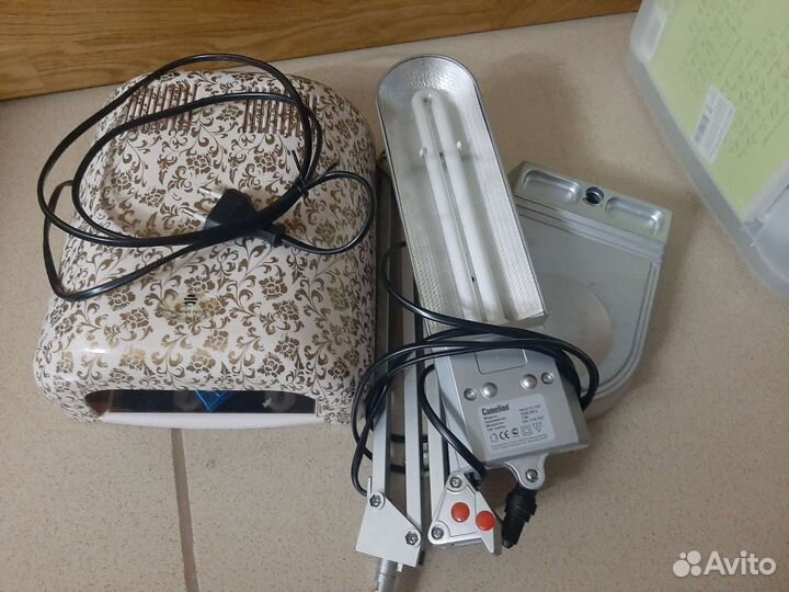 Уф лампа для ногтей