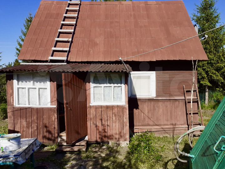 Дача 20 м² на участке 6 сот.