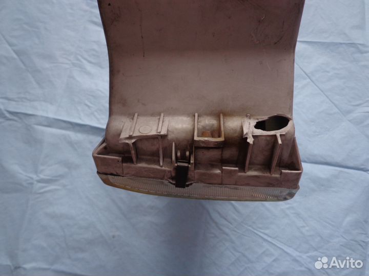 Фара левая на Toyota lite ACE сm40G