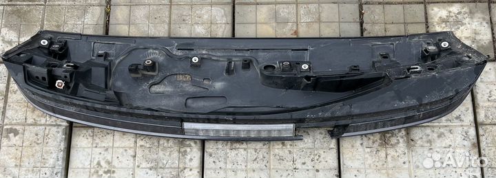 Спойлер крышки багажника Land Cruiser 150