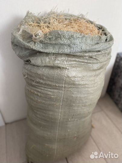 Древесная стружка для упаковки подарков