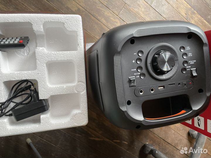 Блютуз колонка supra