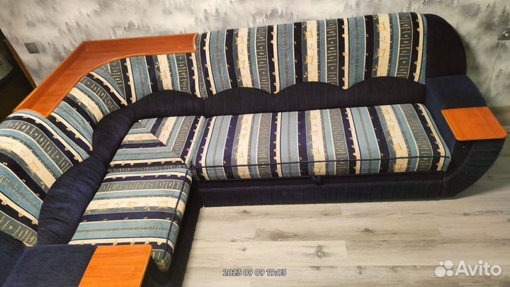 Угловой диван