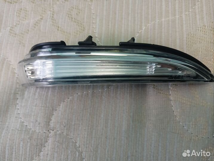 Сигнал указателя поворотов правый на лада веста