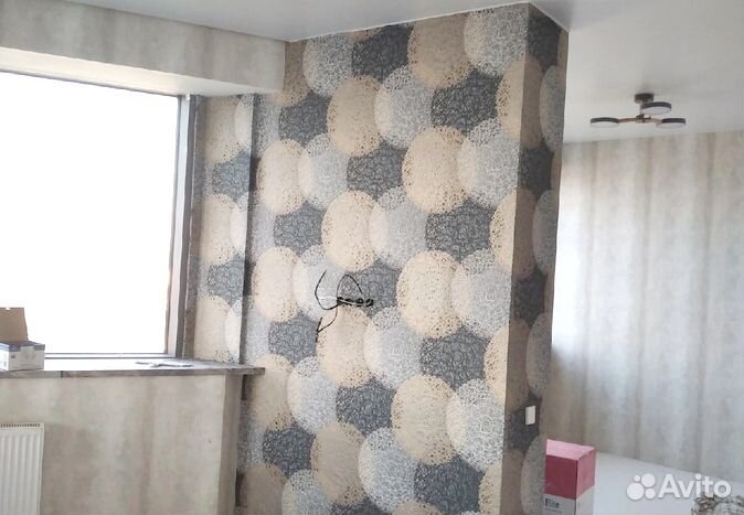 Поклейка обоев подготовка стен. Разводка электрик