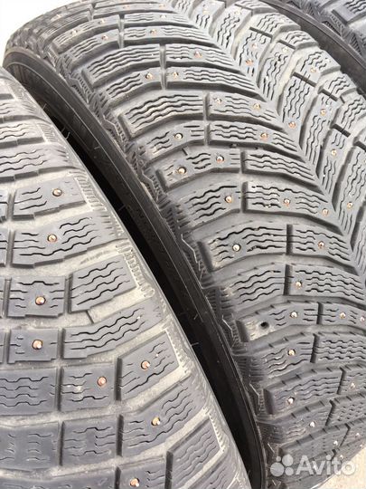 Michelin X-Ice North 4 245/45 R19 и 275/40 R19