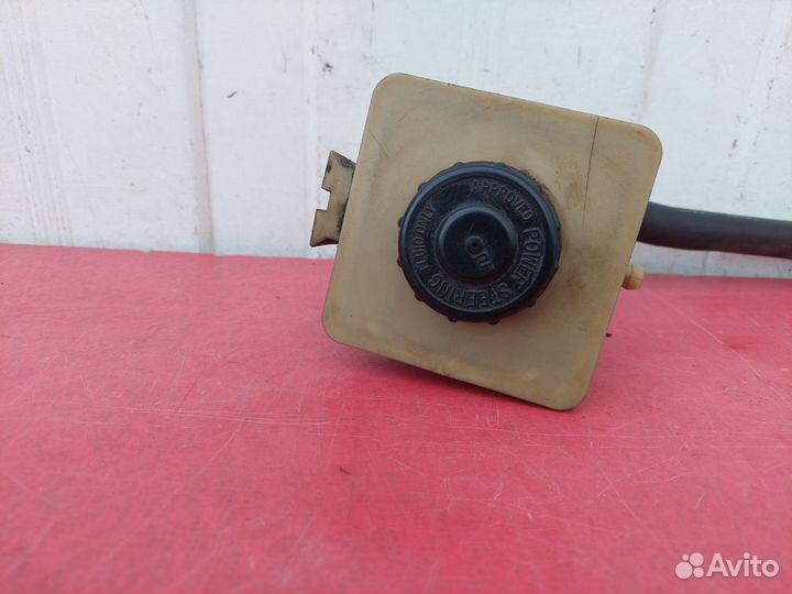 Бачок гидроусилителя руля Volvo 460