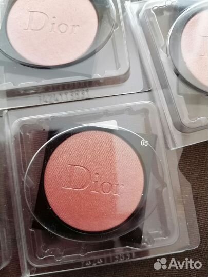 Пудра-хайлайтер Dior forever couture illuminazer,5