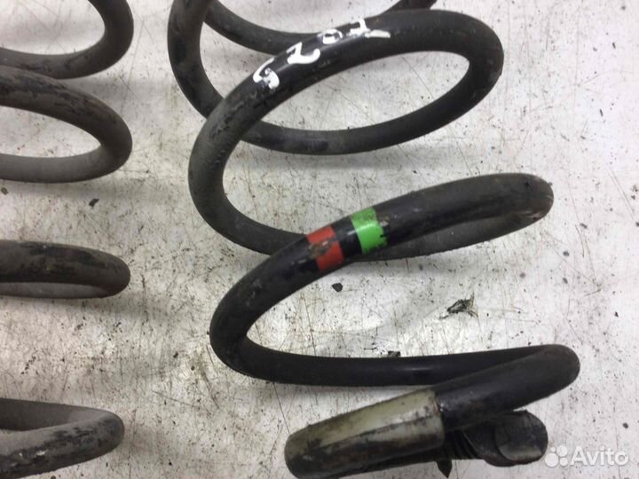 Пружина задняя Renault Clio D4fH784