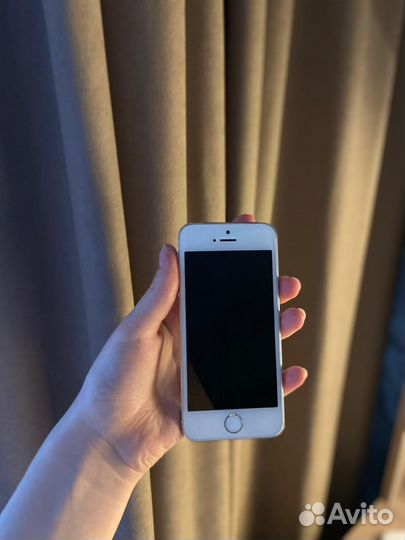 iPhone 5S, 16 ГБ