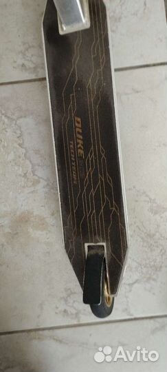 Трюковой самокат