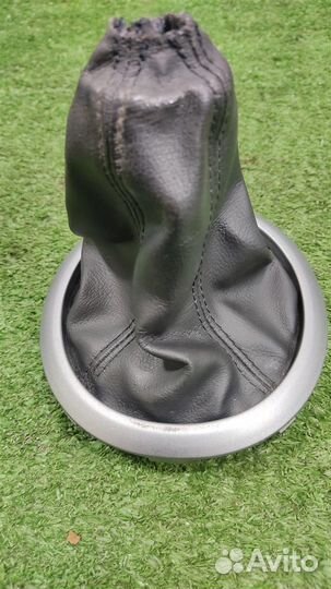 Чехол кулисы кпп Suzuki SX4 2008