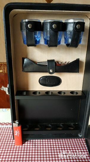 Кейс для алкоголя, мини-бар Bradford