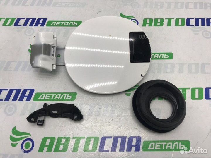 Лючок бензобака в сборе задний Mazda 6Gj/Gl бензин