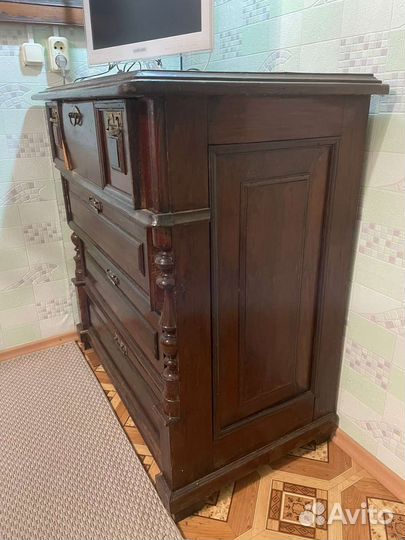 Комод старинный антикварный