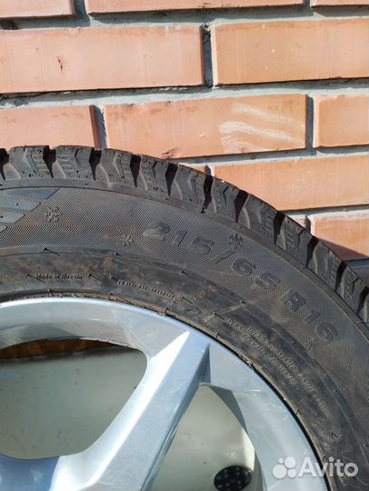 R16 Viatti Bosco Nordico V-523 215/65, PCD 5x105 DIA 56.6