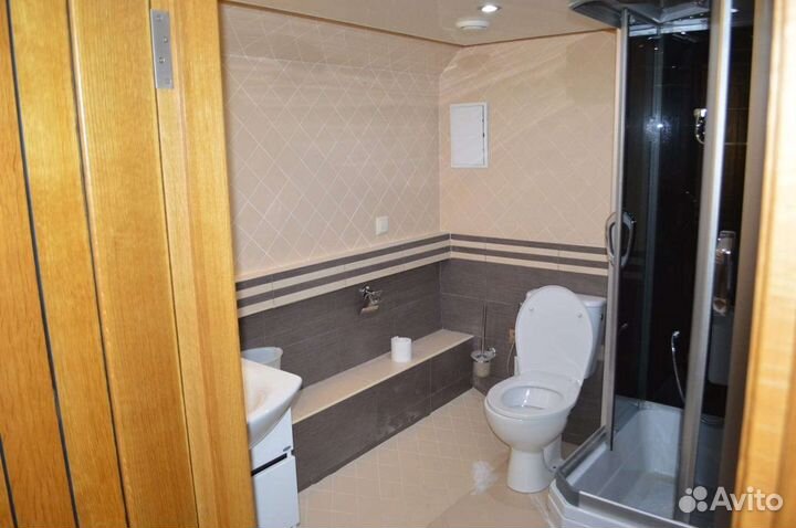 Прогулочное судно