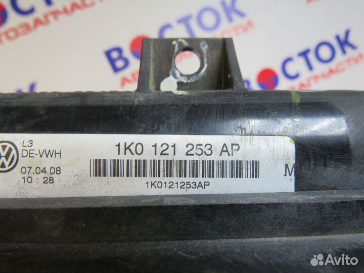 Радиатор основной volkswagen golf 1K1 caxa