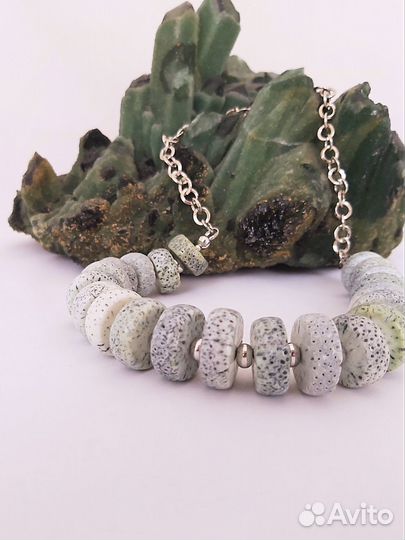 Колье, бусы из натурального коралла