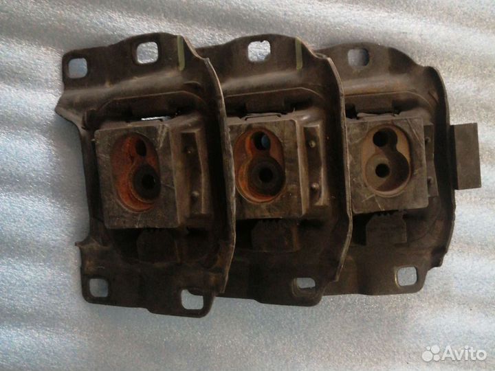 Опора кпп Mazda 3 (BL) 2008-2013