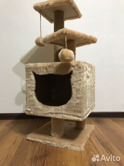 Домик для котика с когтеточкой
