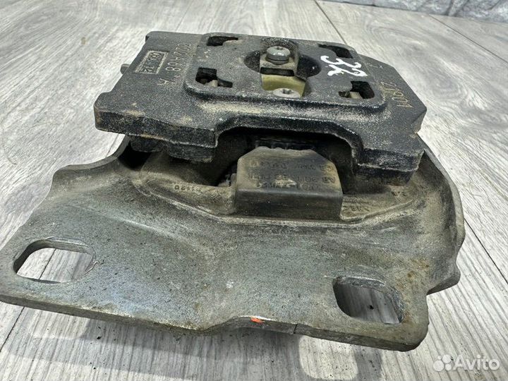Опора кпп левая Ford Focus 3 pnda 2012