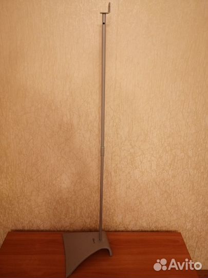 Стойки под акустику Vogel's