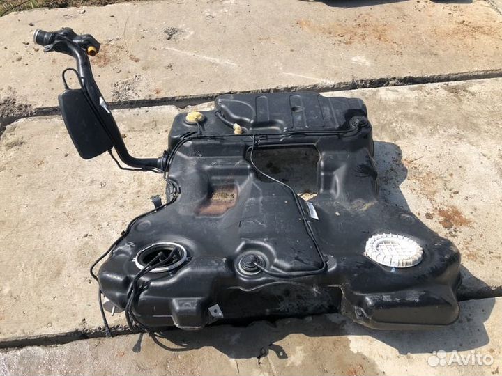 Бак топливный Audi A6 c6 C6