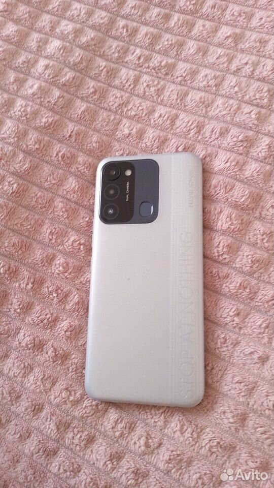 TECNO Spark 8C, 4/64 ГБ