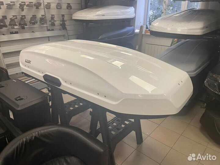 Автобокс LUX Tavr 75 белый глянец 470л