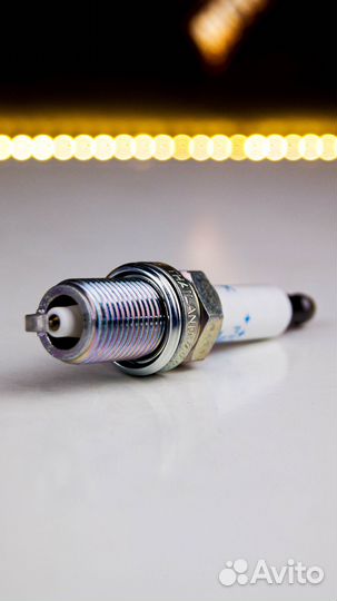 Свеча зажигания Audi A3/A4/Q5/TT, VW Eos/Golf/Jett