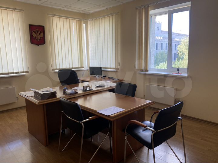 Продаётся административное здание, 1085 м²