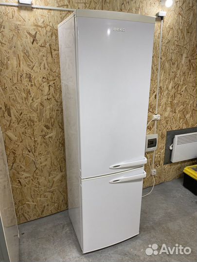 Холодильник Beko 2 метра