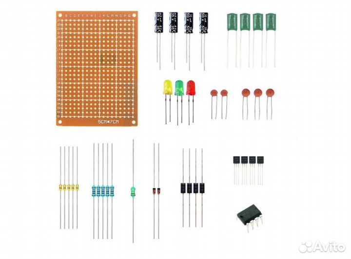 Набор электронных компонентов с макетной платой