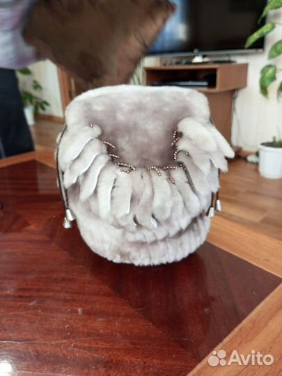 Шапка зимняя женская мутоновая