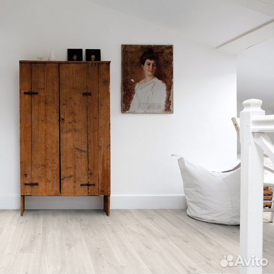 Пвх-плитка Quick-Step Livyn Дуб каньон светлый