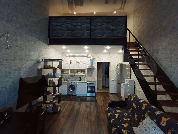 2-к. квартира, 70,2 м², 3/3 эт.