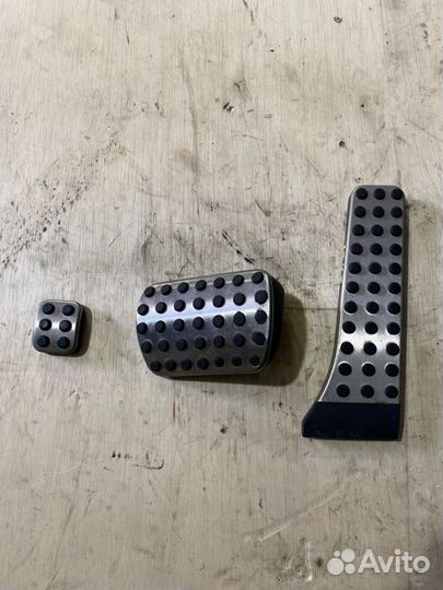 Накладка на педаль Mercedes-Benz C-Class W204