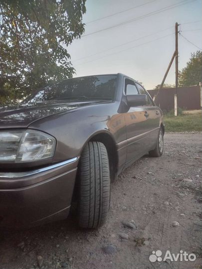 Mercedes-Benz C-класс 1.8 МТ, 1994, 250 000 км