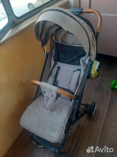 Прогулочная коляска