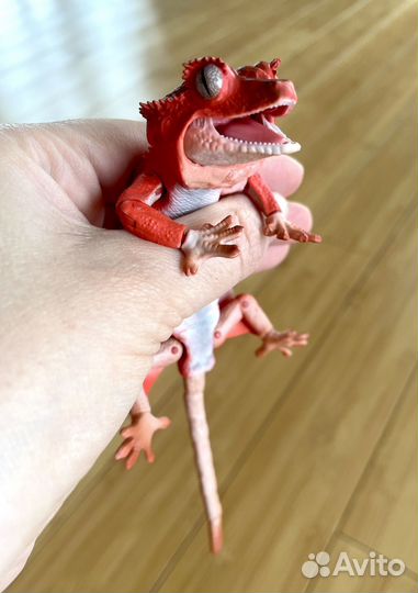 Фигурка геккон Bandai