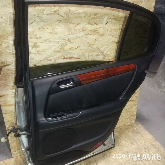 Дверь задняя правая lexus GS300/GS350/GS430 /GS460