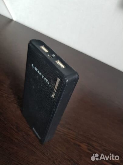 Накопитель для подзарядки телефонов